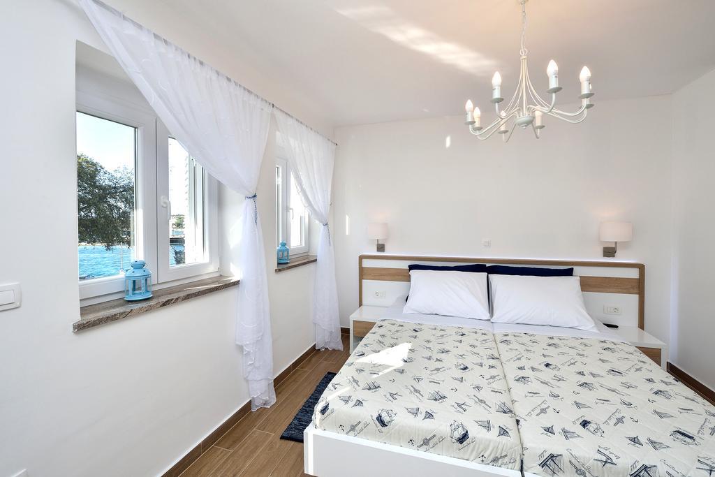 Lavender Apt. W. Balcony In Old Town Ζαντάρ Εξωτερικό φωτογραφία