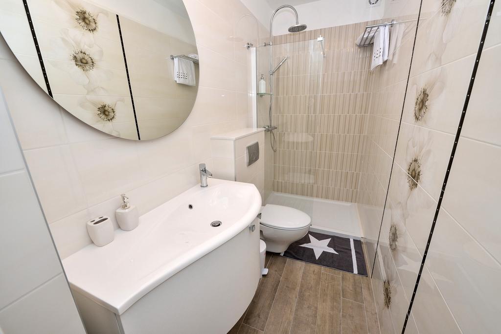 Lavender Apt. W. Balcony In Old Town Ζαντάρ Εξωτερικό φωτογραφία